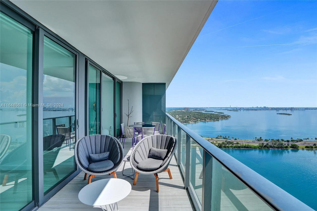 Real estate property located at 3131 7th Ave #3504, Miami-dade, One Paraiso Condo, Miami, FL