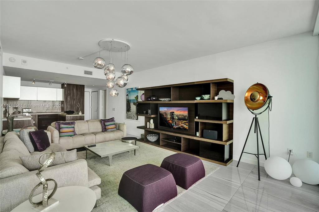 Real estate property located at 3131 7th Ave #3504, Miami-dade, One Paraiso Condo, Miami, FL