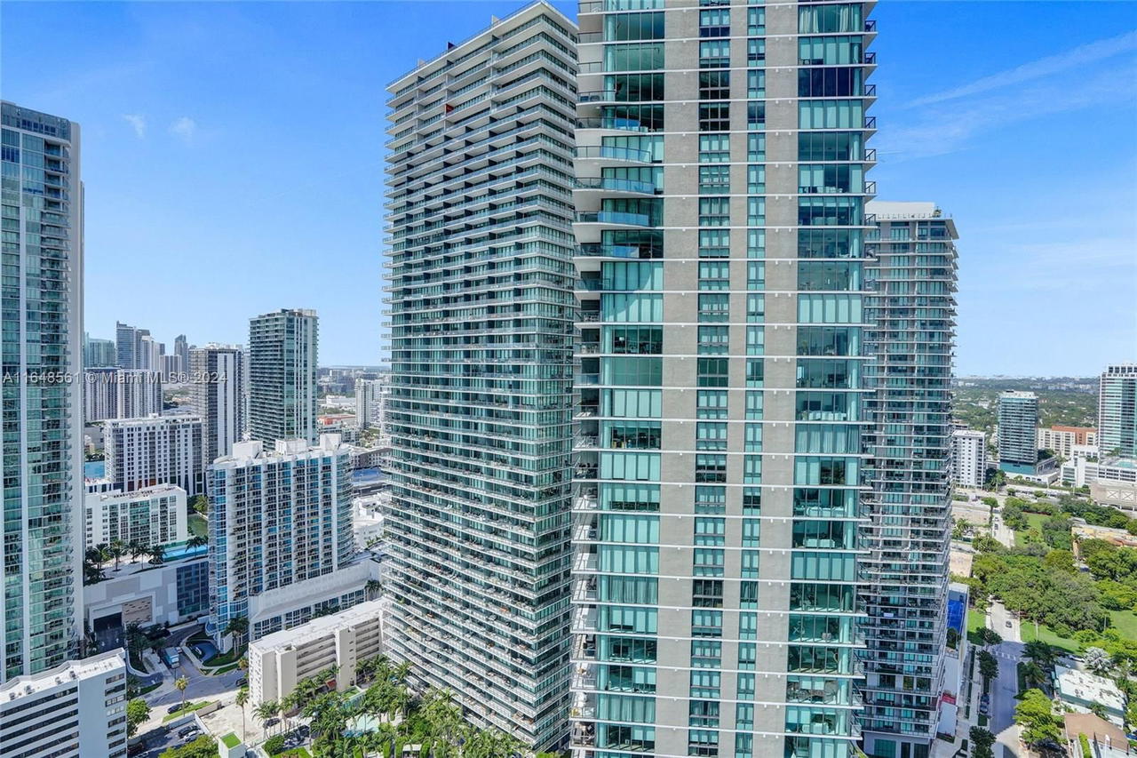 Real estate property located at 3131 7th Ave #3504, Miami-dade, One Paraiso Condo, Miami, FL