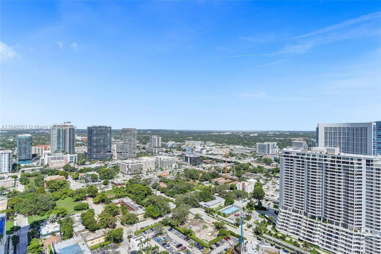 Real estate property located at 3131 7th Ave #3504, Miami-dade, One Paraiso Condo, Miami, FL
