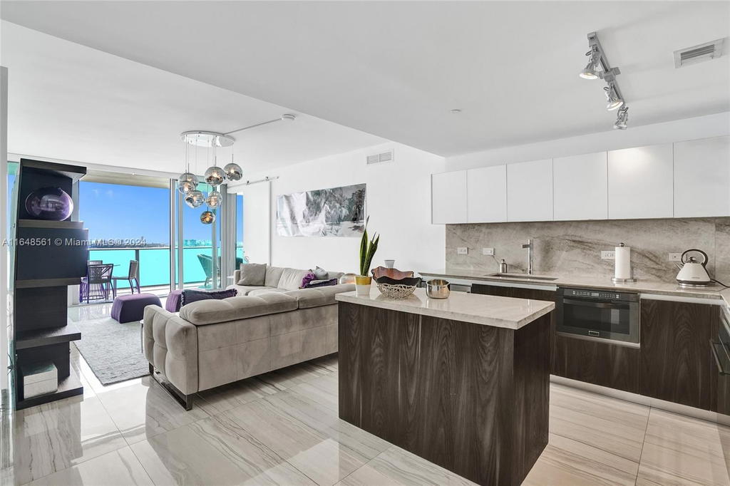 Real estate property located at 3131 7th Ave #3504, Miami-dade, One Paraiso Condo, Miami, FL