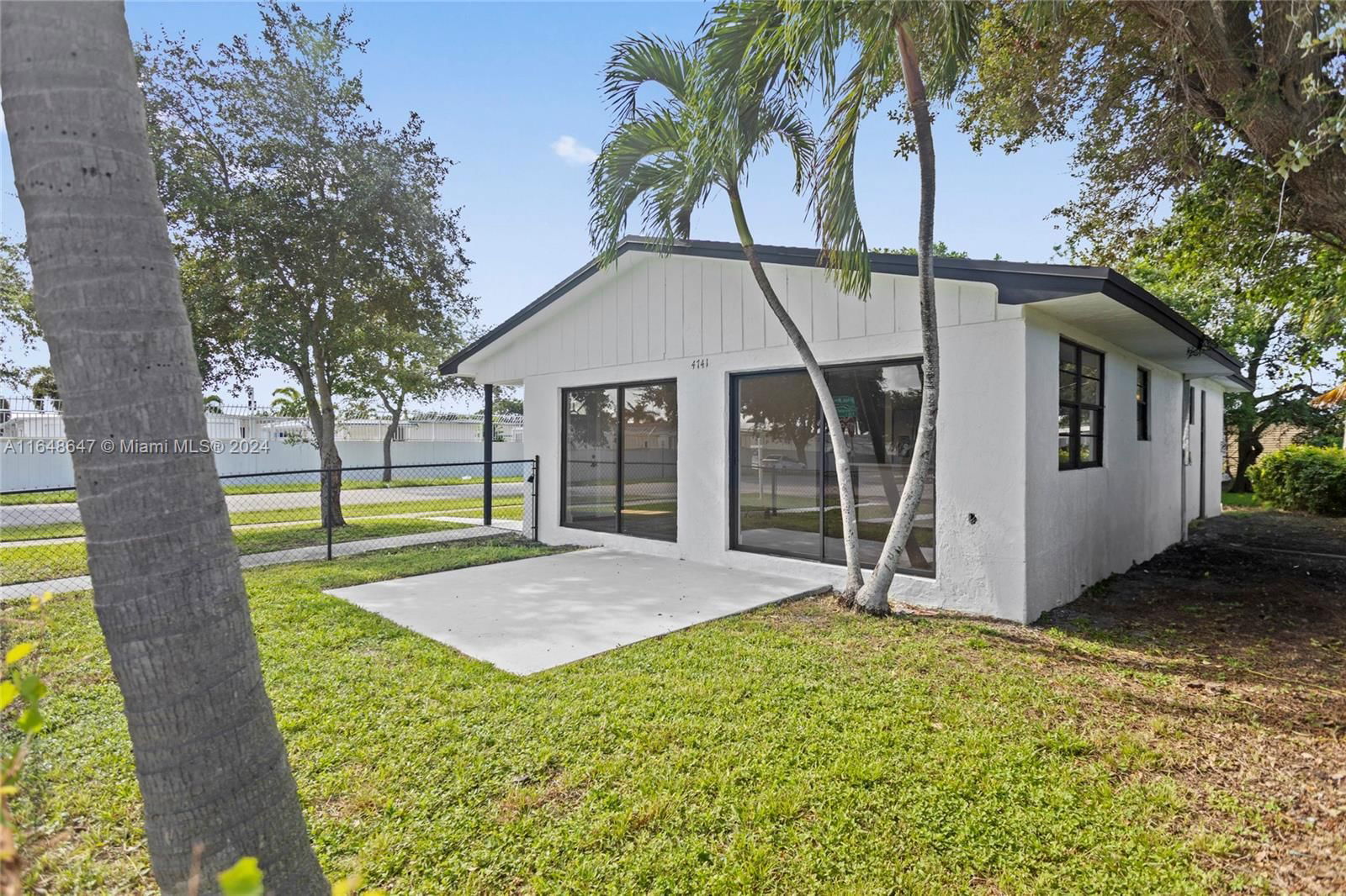 Real estate property located at 4741 26th St, Broward, HYDE PARK FIRST SEC, West Park, FL