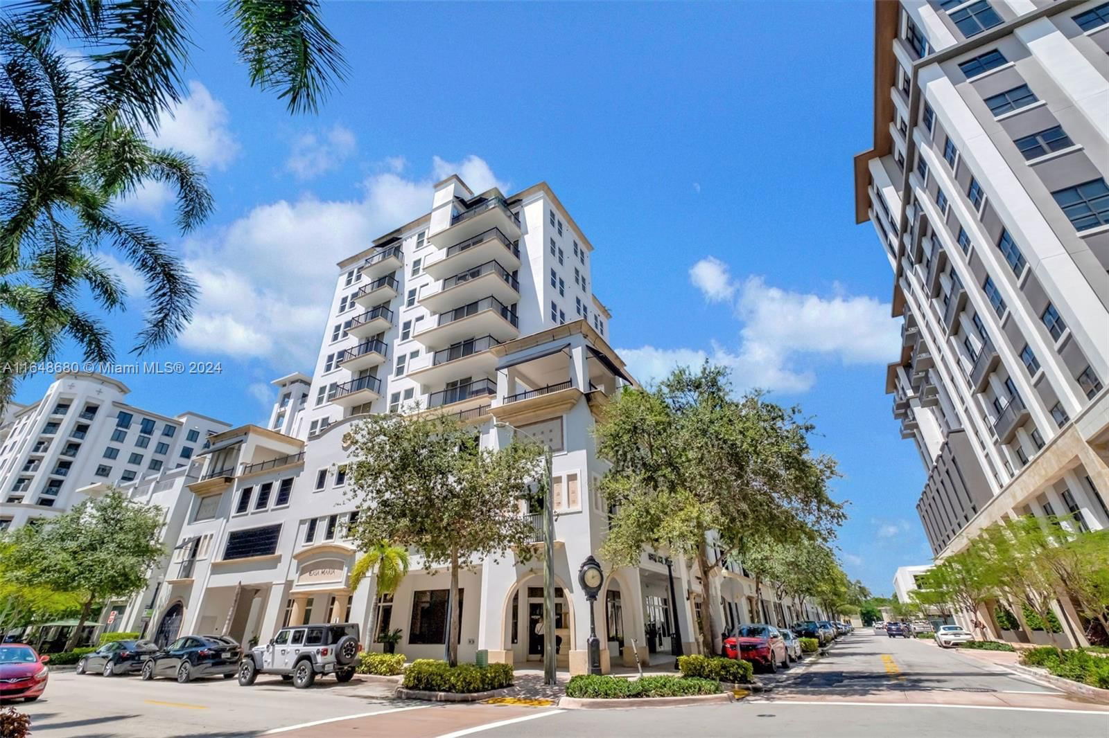 Real estate property located at 4100 Salzedo St #511, Miami-Dade, ONE VILLAGE PLACE CONDO, Coral Gables, FL