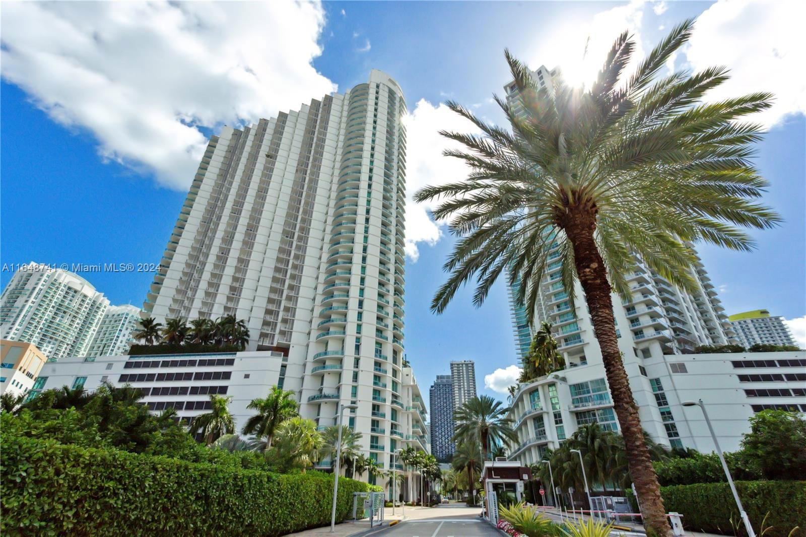 Real estate property located at 350 Miami Ave #1709, Miami-Dade, WIND CONDO, Miami, FL