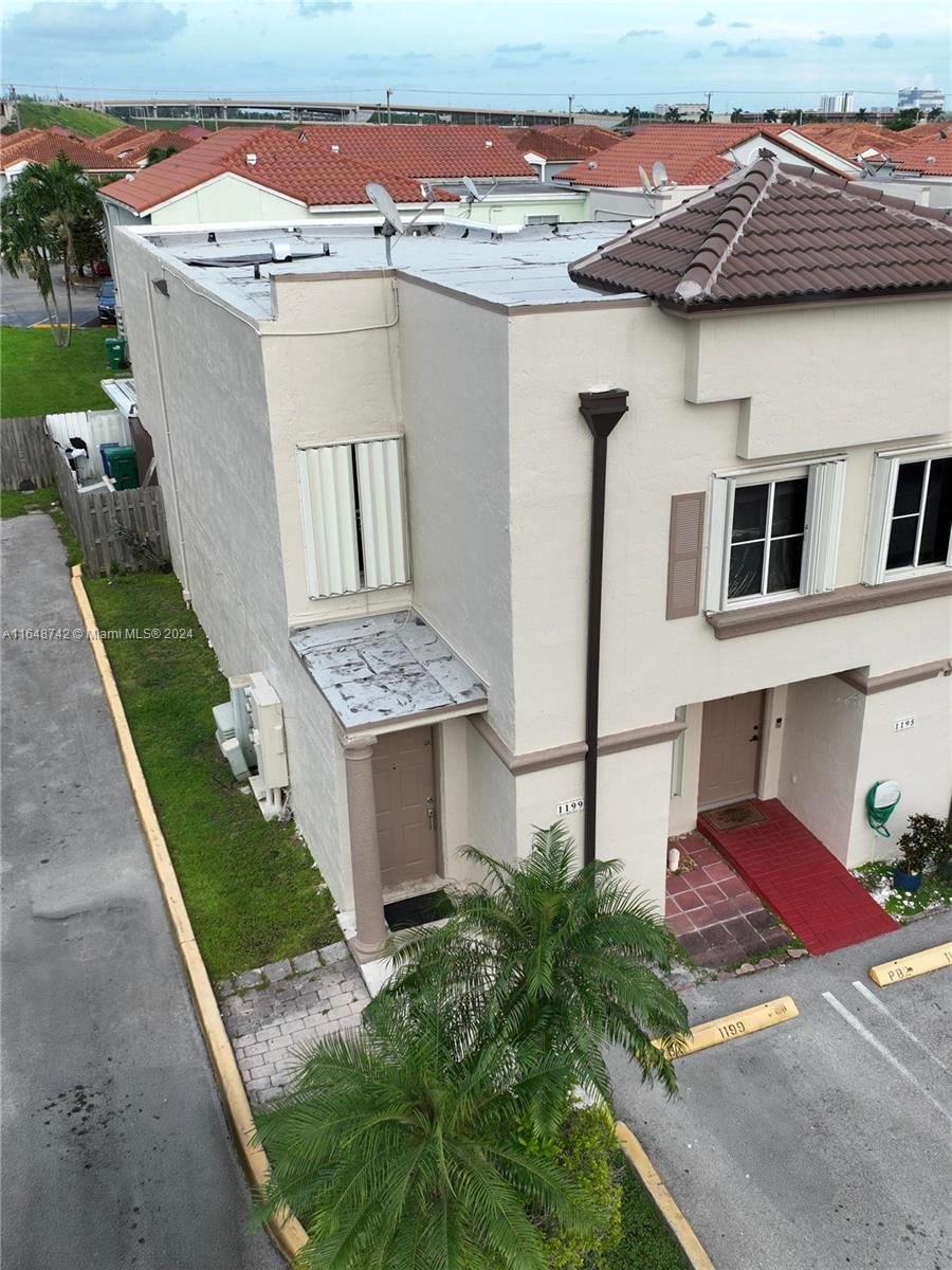 Real estate property located at 1199 124th Avenue #2201, Miami-Dade, PUERTO BELLO CONDO NO 2, Miami, FL