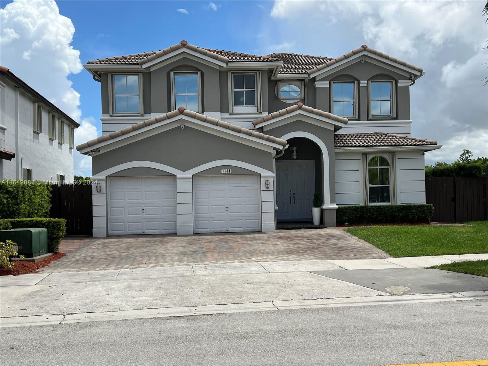 Real estate property located at 7741 111th Ct, Miami-Dade, ISLANDS AT DORAL 1ST ADDN, Doral, FL