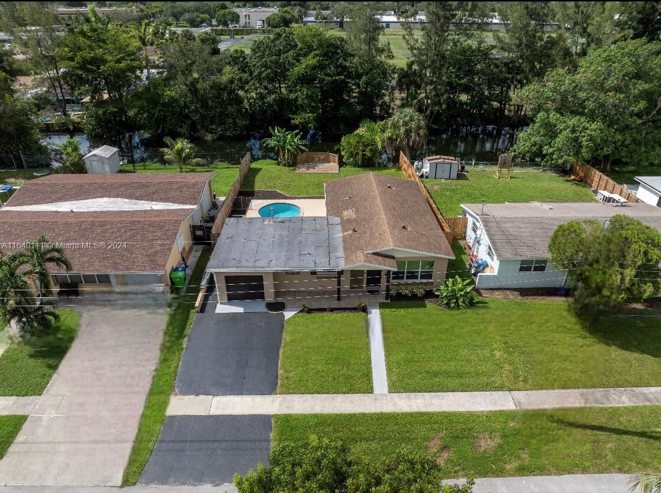 Real estate property located at 6620 21st St, Broward, SUNRISE GOLF VILLAGE 1ST, Sunrise, FL