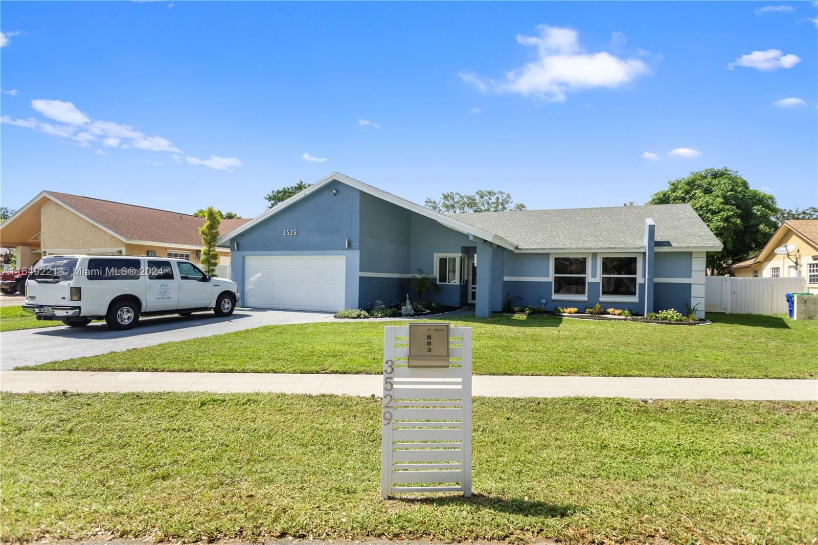 Real estate property located at 3529 69th Way, Broward, RAINBOW MIRAMAR, Miramar, FL