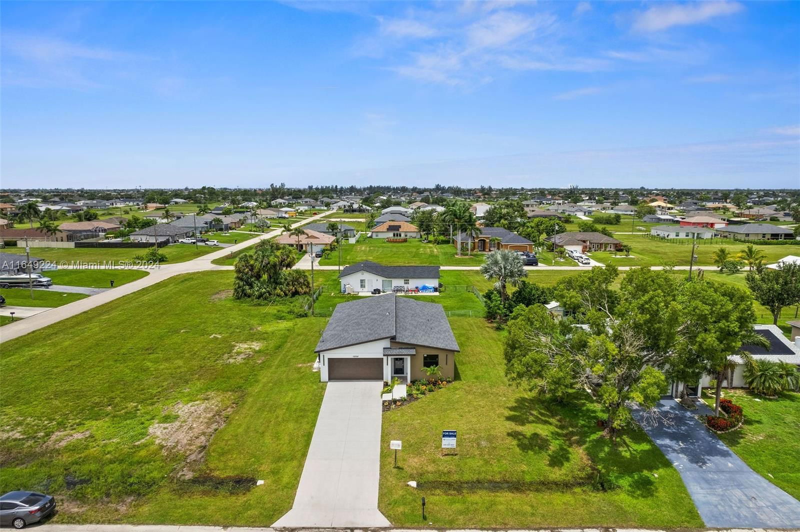 Real estate property located at 1204 13 PL, Lee, N/A, Cape Coral, FL