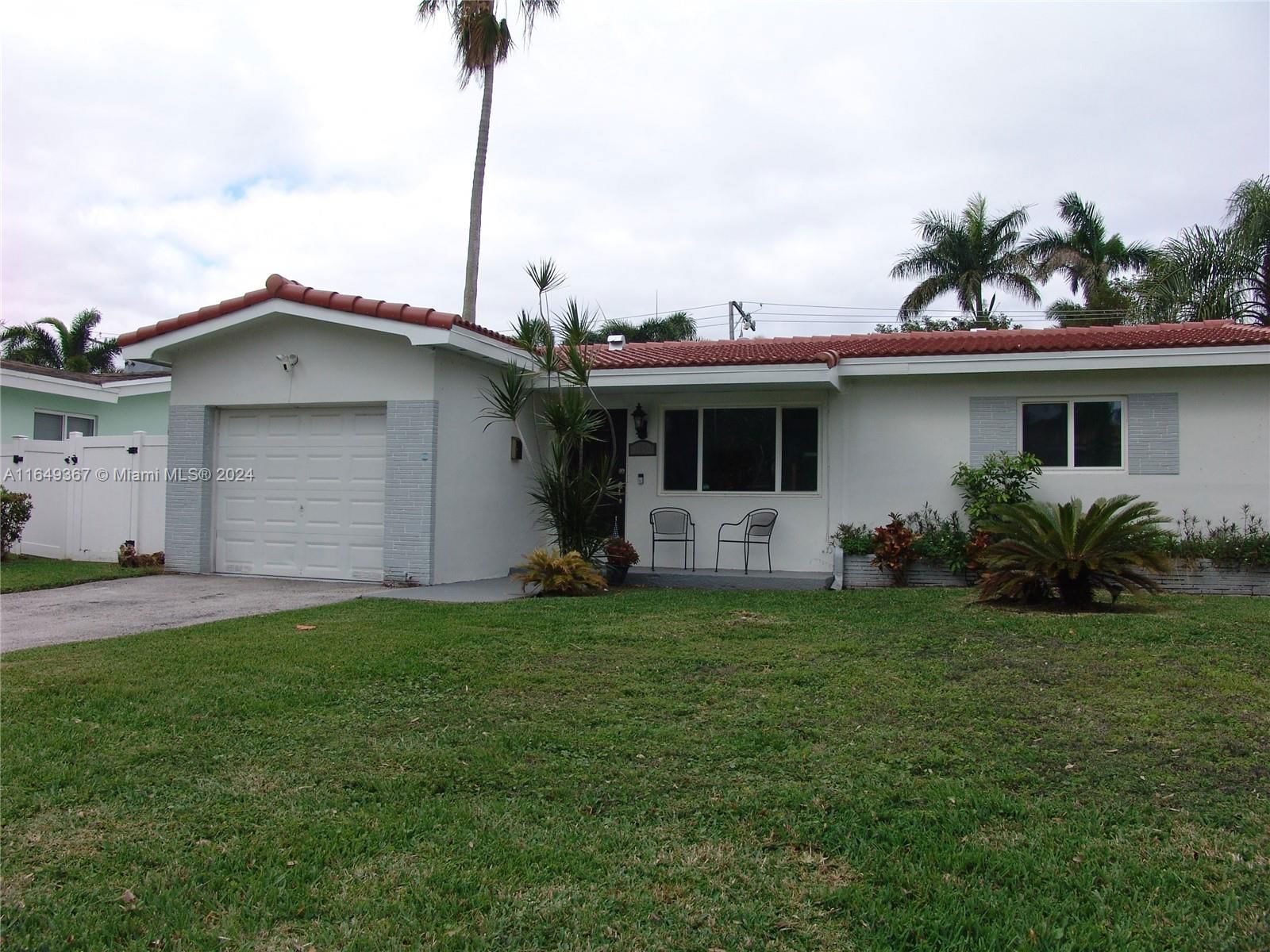 Real estate property located at 1443 Harding St, Broward, HOLLYWOOD HOMESITES HIGH, Hollywood, FL