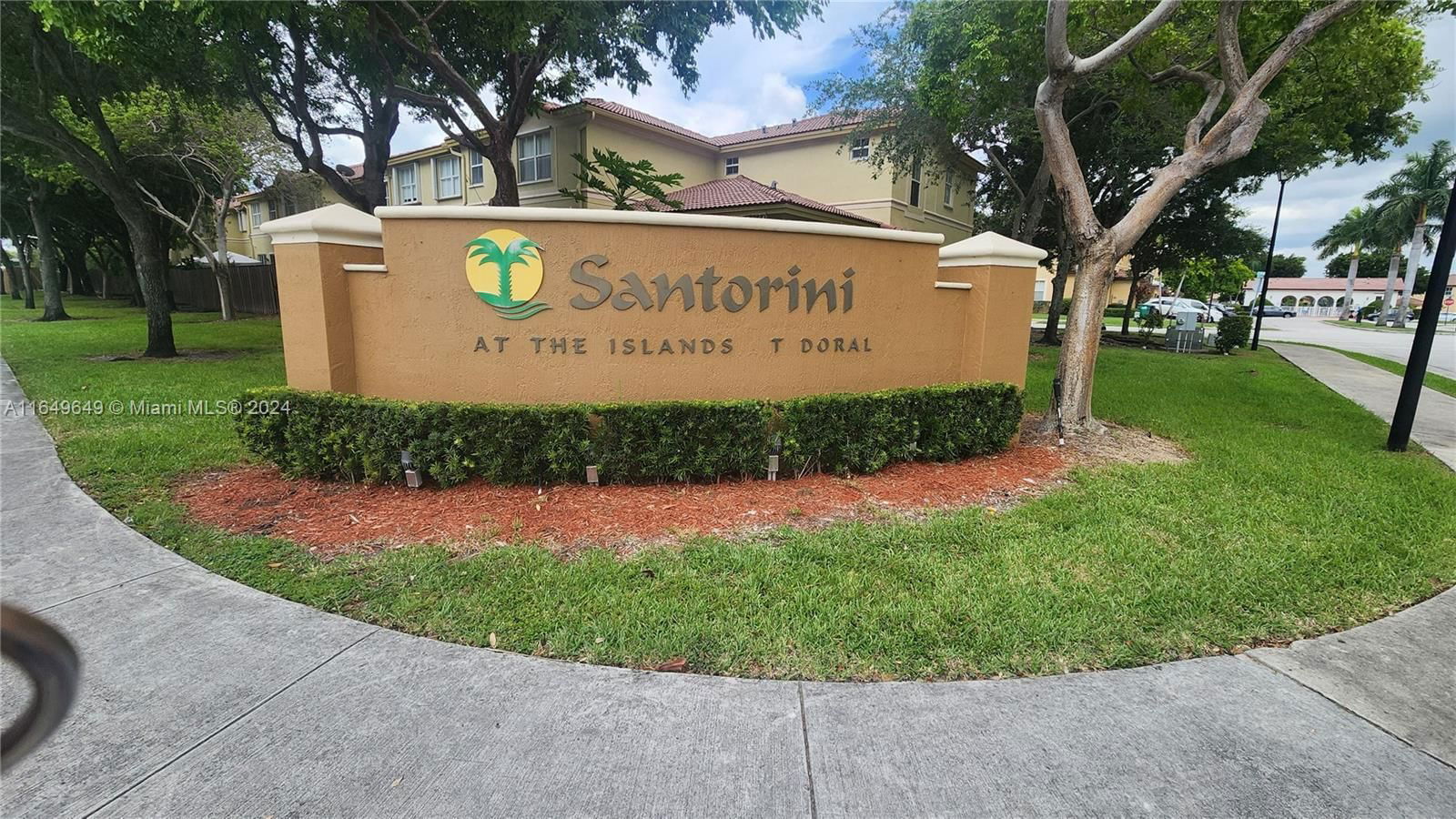 Real estate property located at 11225 87 ST #0, Miami-Dade, ISLANDS AT DORAL, Doral, FL