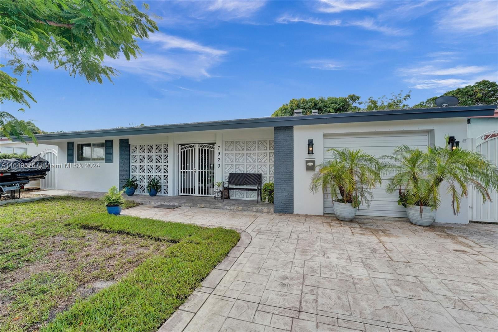 Real estate property located at 7920 Tropicana St, Broward, MIRAMAR SEC 19, Miramar, FL