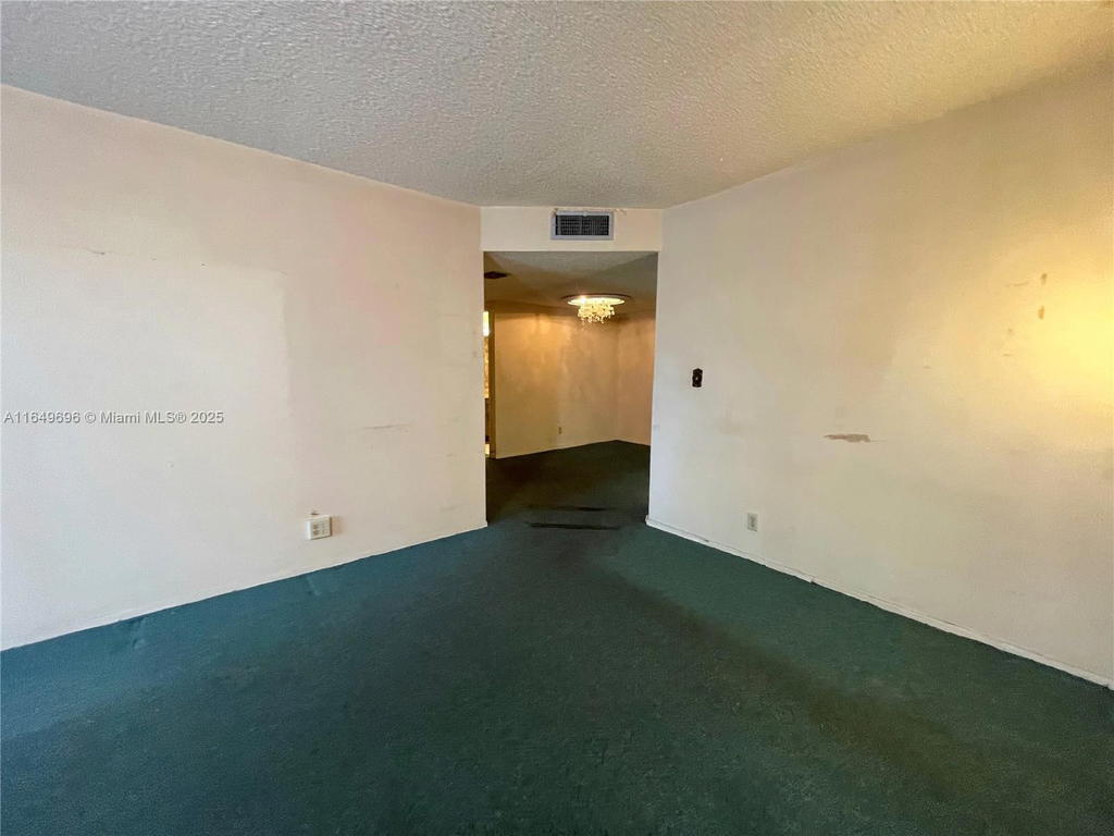 Real estate property located at 3000 5th Ter #310-A, Broward, River Manor Condo, Wilton Manors, FL