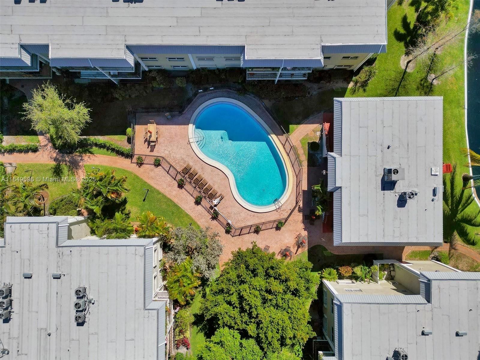 Real estate property located at 3000 5th Ter #310-A, Broward, River Manor Condo, Wilton Manors, FL