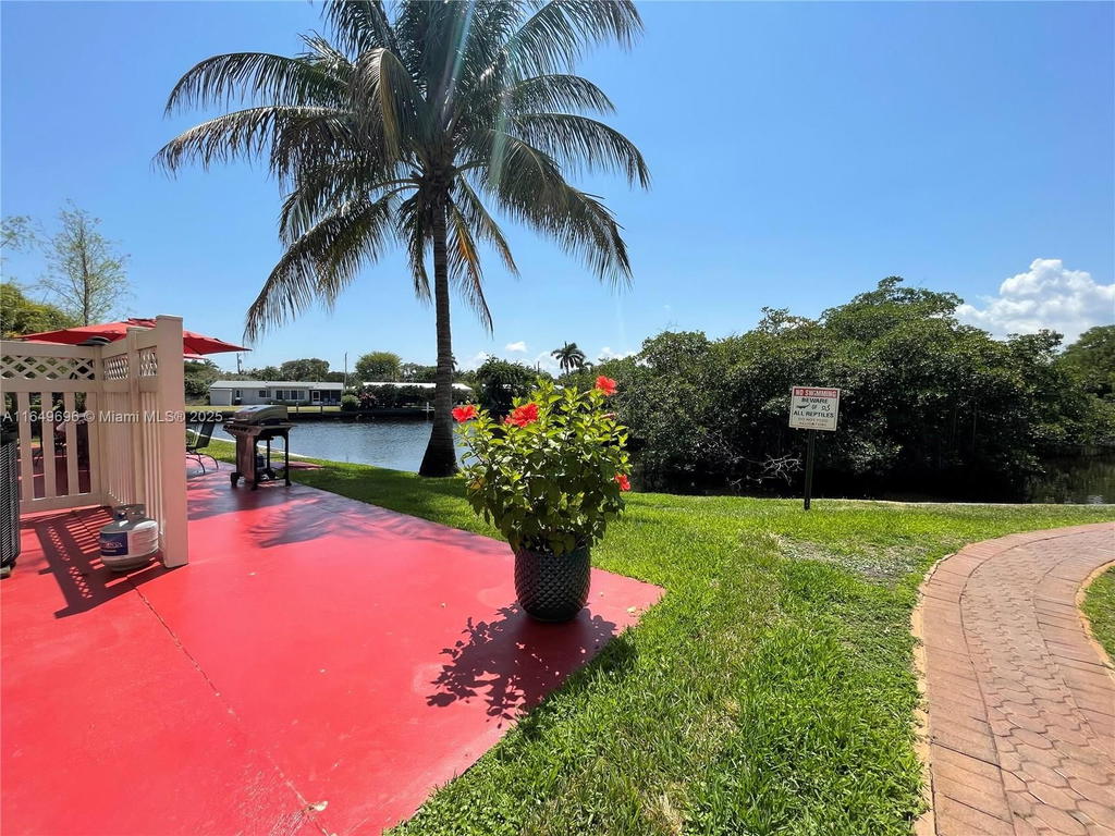 Real estate property located at 3000 5th Ter #310-A, Broward, River Manor Condo, Wilton Manors, FL