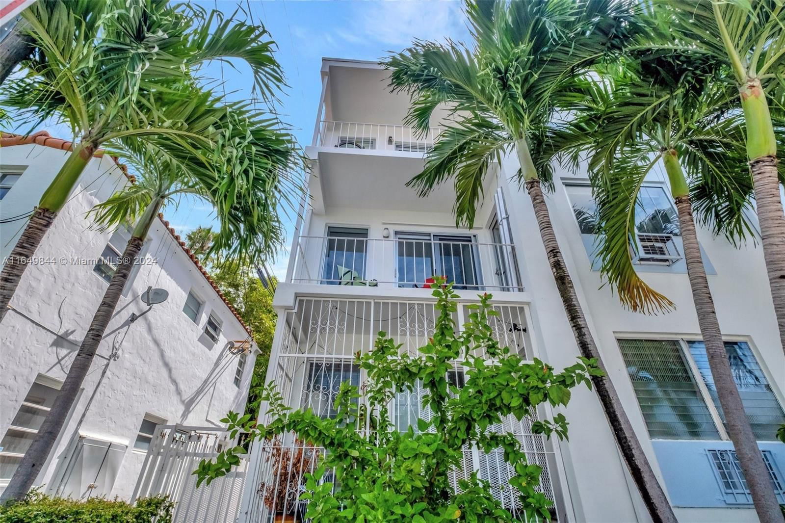 Real estate property located at 641 Espanola Way #16, Miami-Dade, 641 ESPANOLA WAY INC COND, Miami Beach, FL