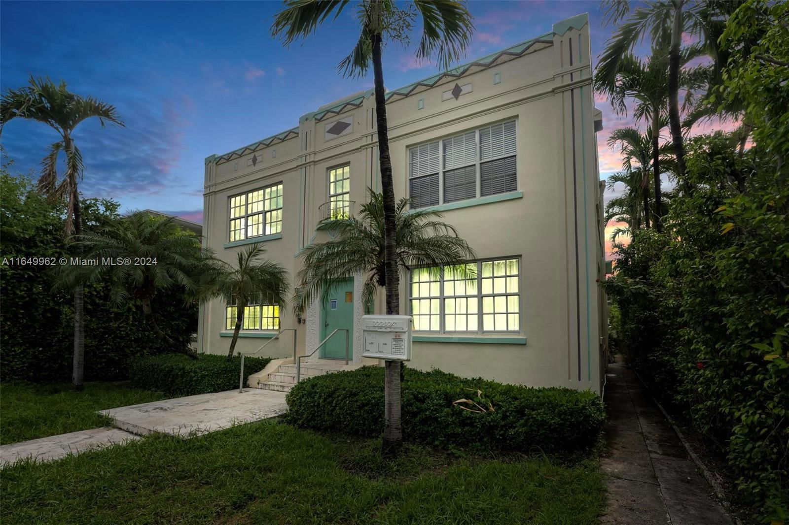 Real estate property located at 1027 Euclid Ave #12, Miami-Dade, VILA MARA CONDO, Miami Beach, FL