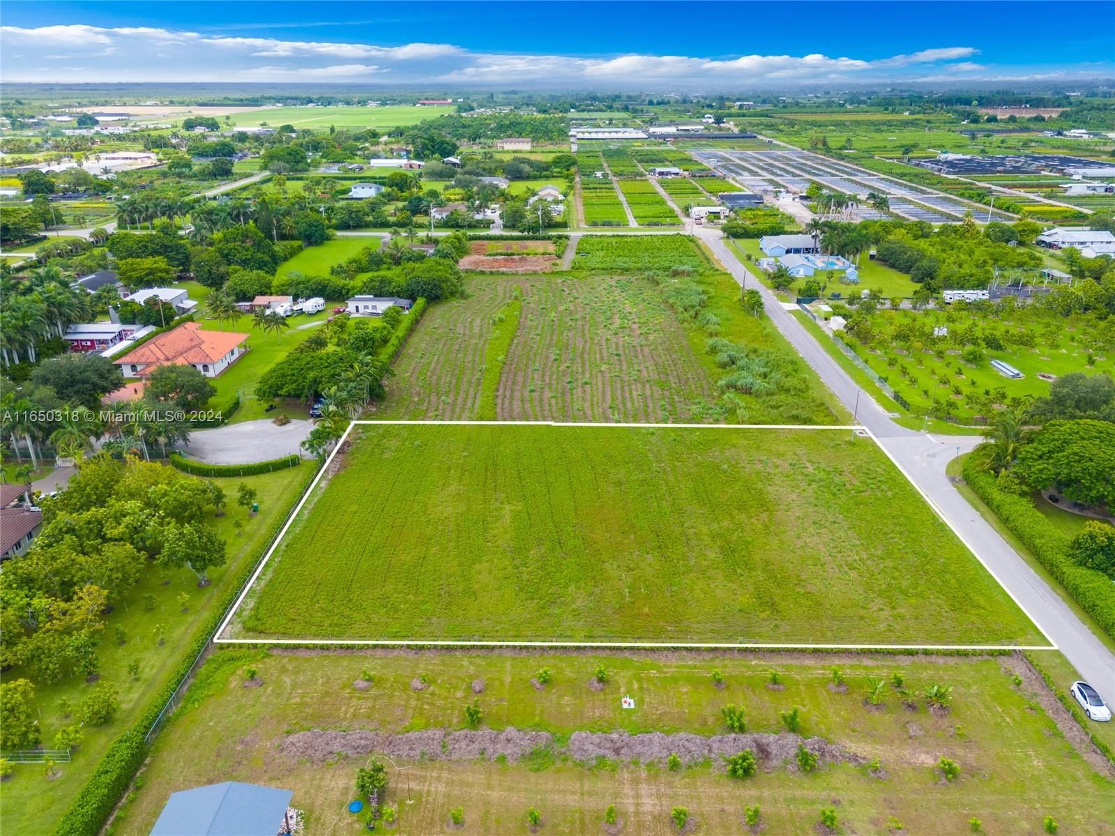 Real estate property located at 23400 209th Pl, Miami-Dade, OUTBACK RANCHES REDLAND, Homestead, FL