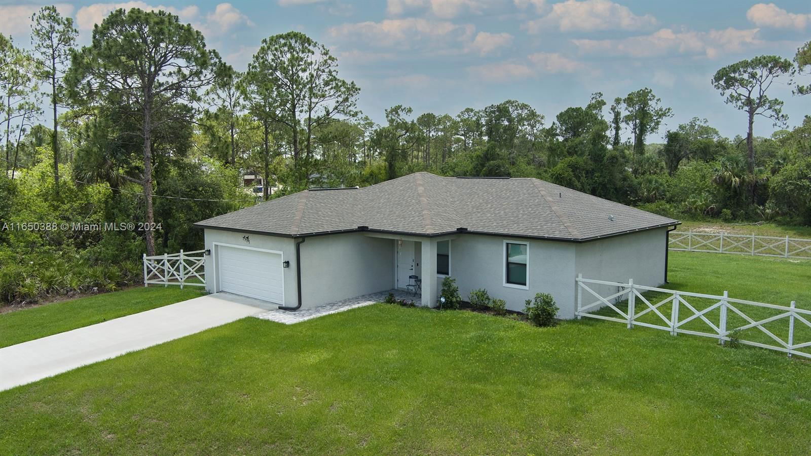 Real estate property located at 6008 Petal Ct, Hendry, PORT LaBELLE UNIT 6, La Belle, FL