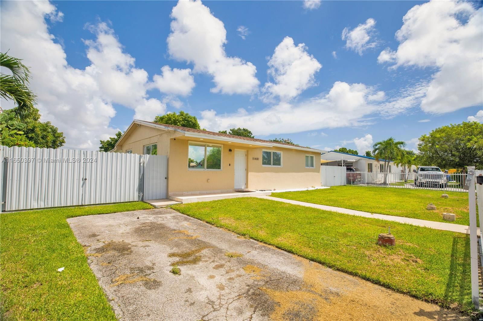 Real estate property located at 11481 197th St, Miami-Dade, SO MIAMI HEIGHTS ADDN V, Miami, FL