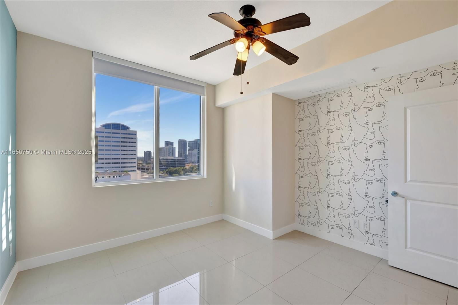 Real estate property located at 315 3rd Ave #1505, Broward, Strada 315 Condo, Fort Lauderdale, FL