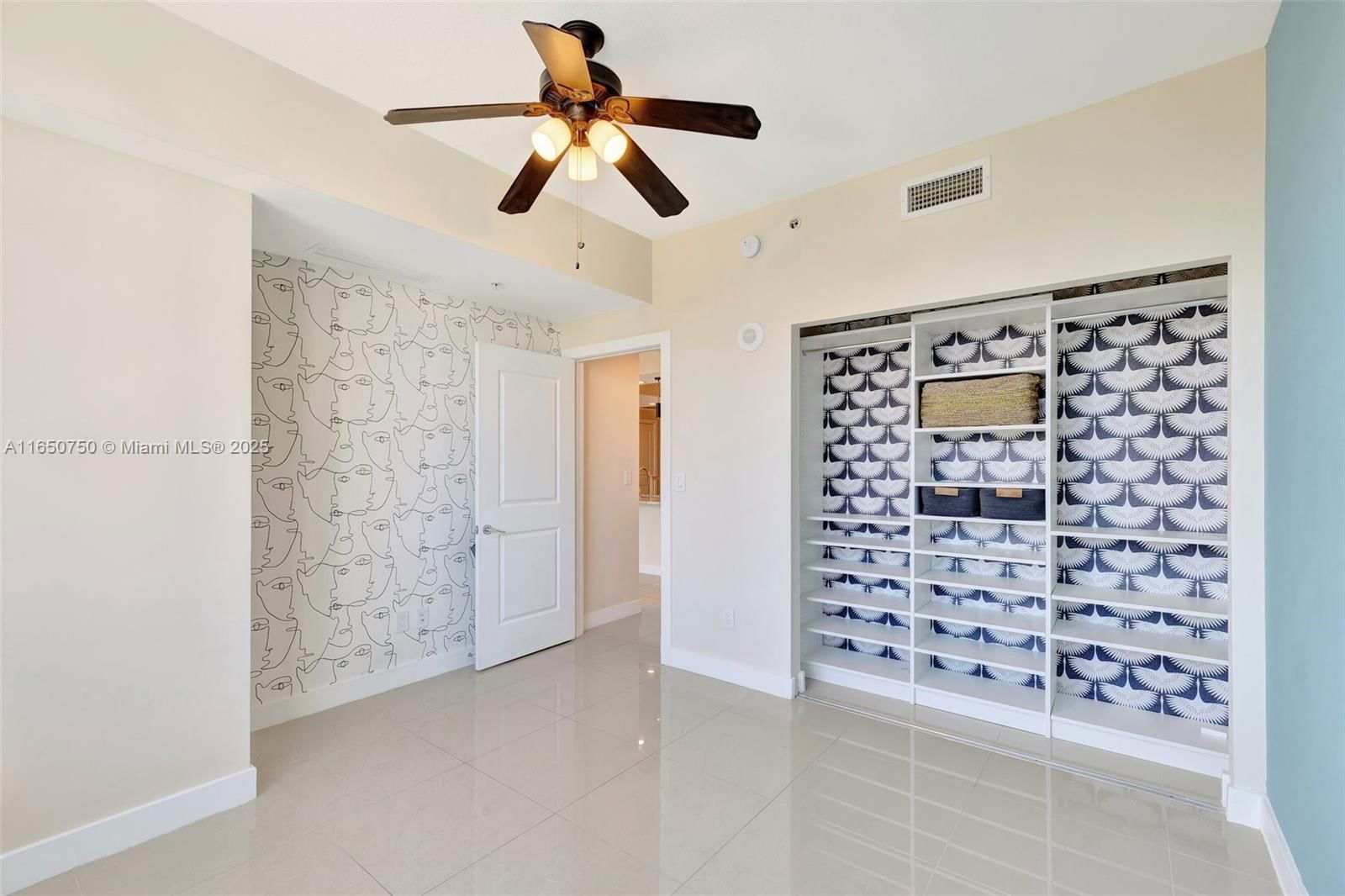 Real estate property located at 315 3rd Ave #1505, Broward, Strada 315 Condo, Fort Lauderdale, FL
