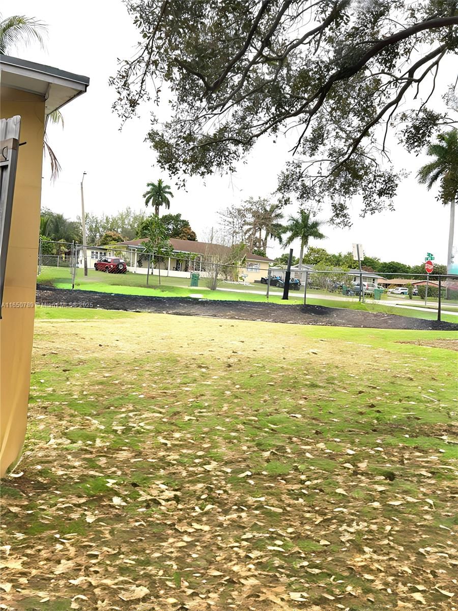 Real estate property located at 11741 14th Ave, Miami-dade, Biscayne Court, Miami, FL