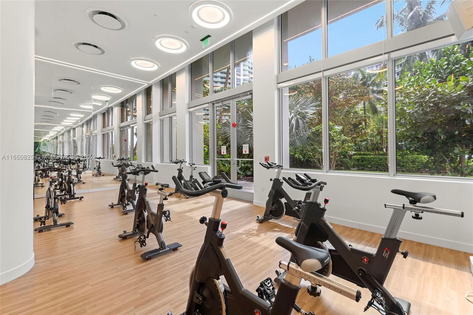 Real estate property located at 1500 Bay Rd #940S, Miami-dade, Flamingo South Beach I Co, Miami Beach, FL