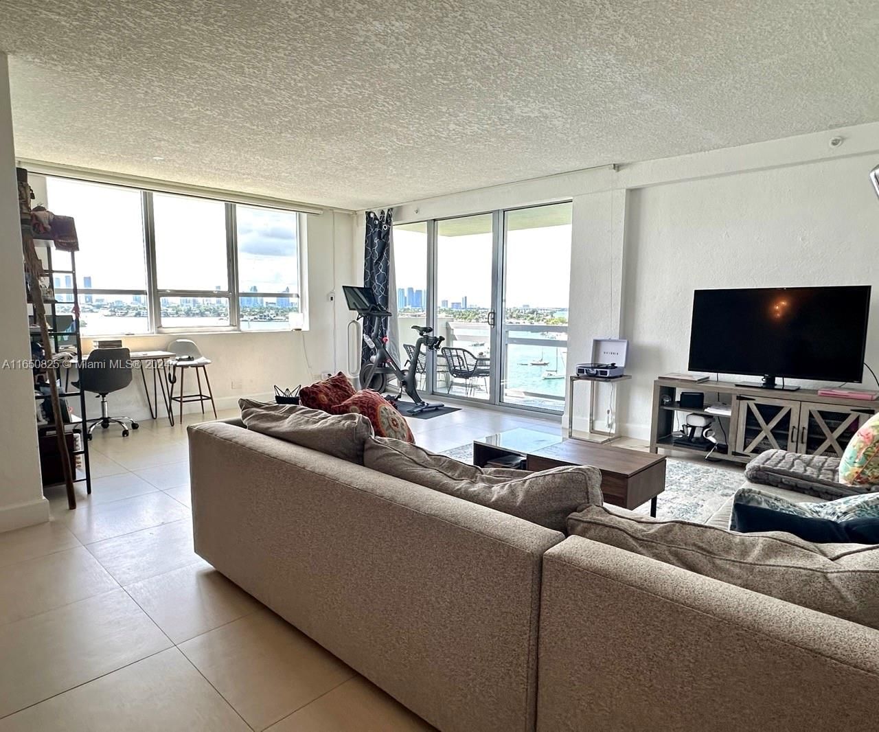 Real estate property located at 1500 Bay Rd #940S, Miami-dade, Flamingo South Beach I Co, Miami Beach, FL