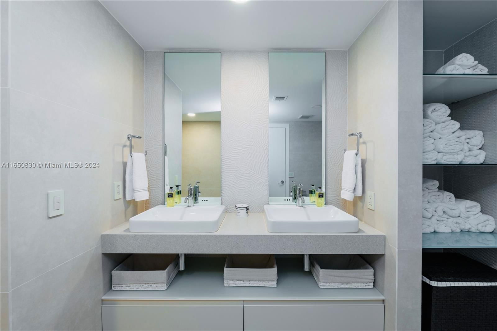 Real estate property located at 5970 Indian Creek Dr #308, Miami-dade, Nautica Condo, Miami Beach, FL