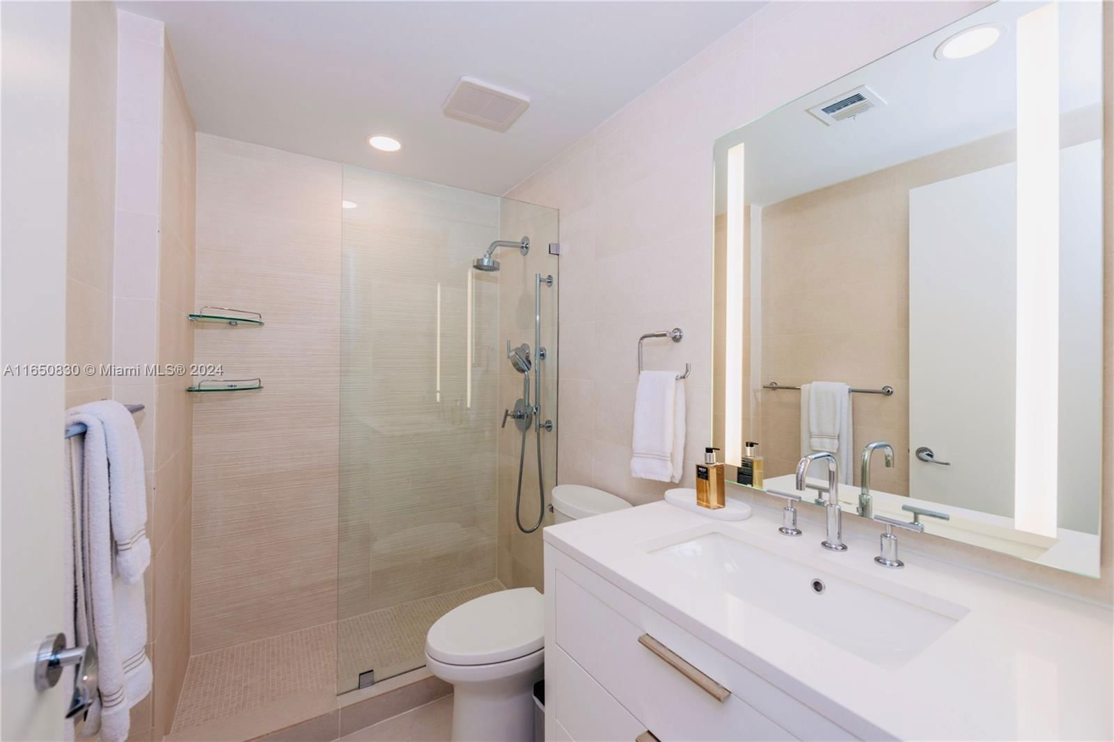 Real estate property located at 5970 Indian Creek Dr #308, Miami-dade, Nautica Condo, Miami Beach, FL