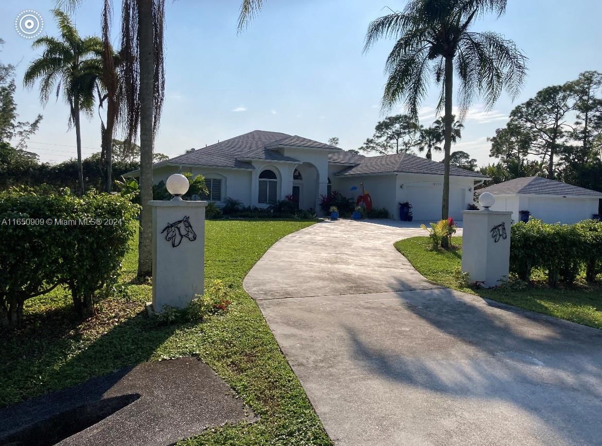 Real estate property located at 8570 Yearling Drive, Palm Beach, PALM BEACH RANCHETTES, Lake Worth, FL