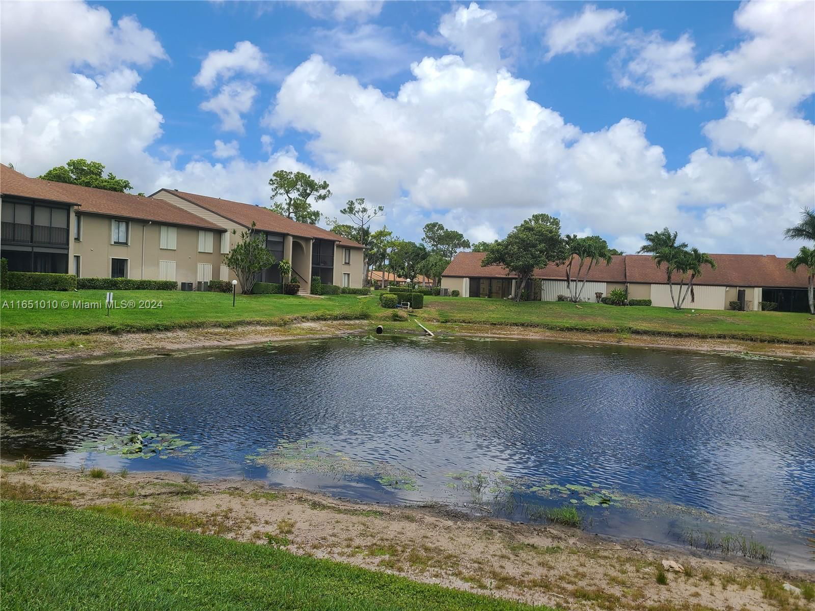 Real estate property located at 724 Sunny Pine Way G2, Palm Beach, PINE RIDGE NORTH VILLAGE, Green Acres, FL