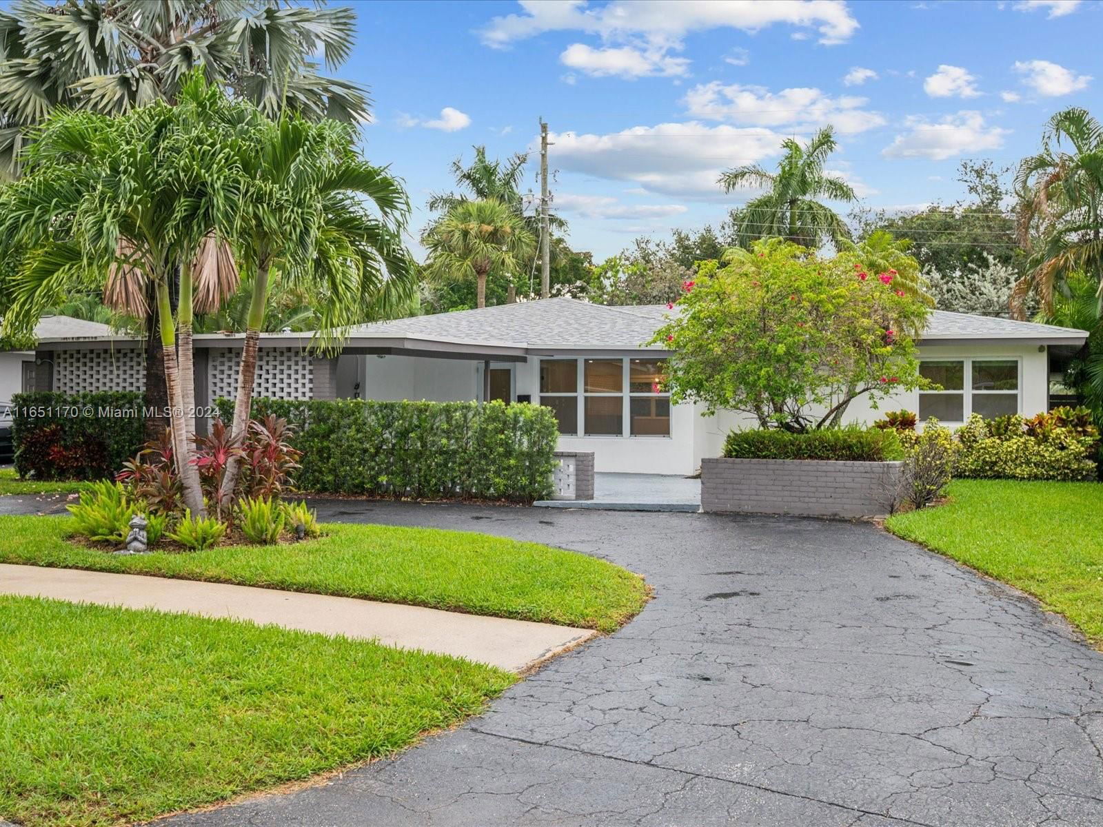 Real estate property located at 2932 8th Ave, Broward, JENADA VILLAS, Wilton Manors, FL