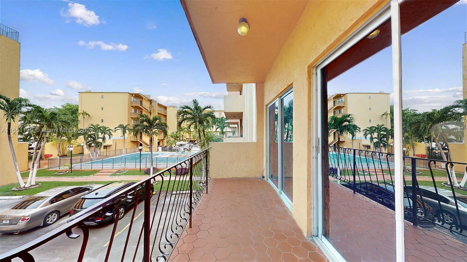 Real estate property located at 1900 54th St #114, Miami-Dade, WESTLAND EDEN CONDO II, Hialeah, FL