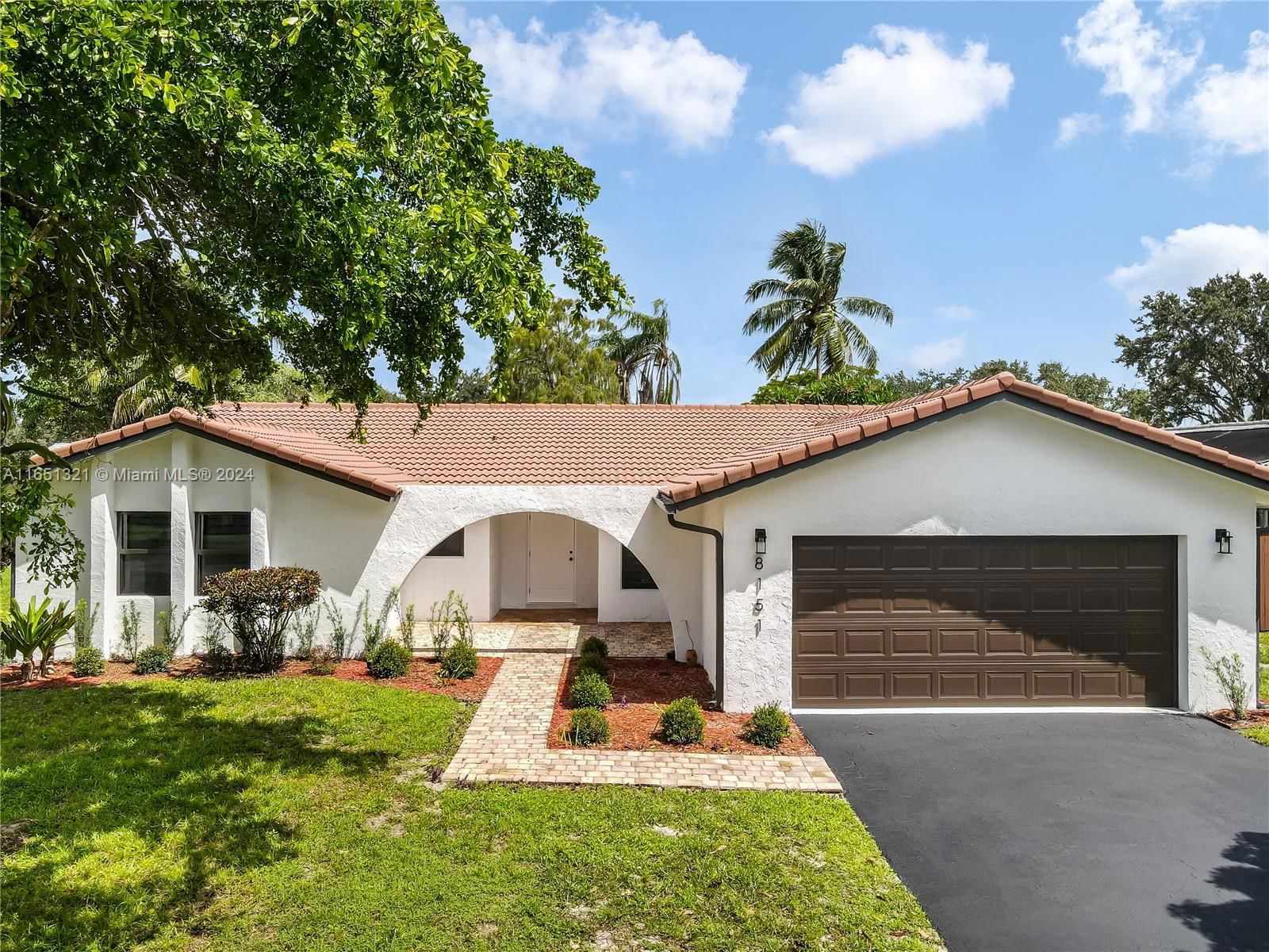 Real estate property located at 8151 2nd Mnr, Broward, SHADOW WOOD, Coral Springs, FL