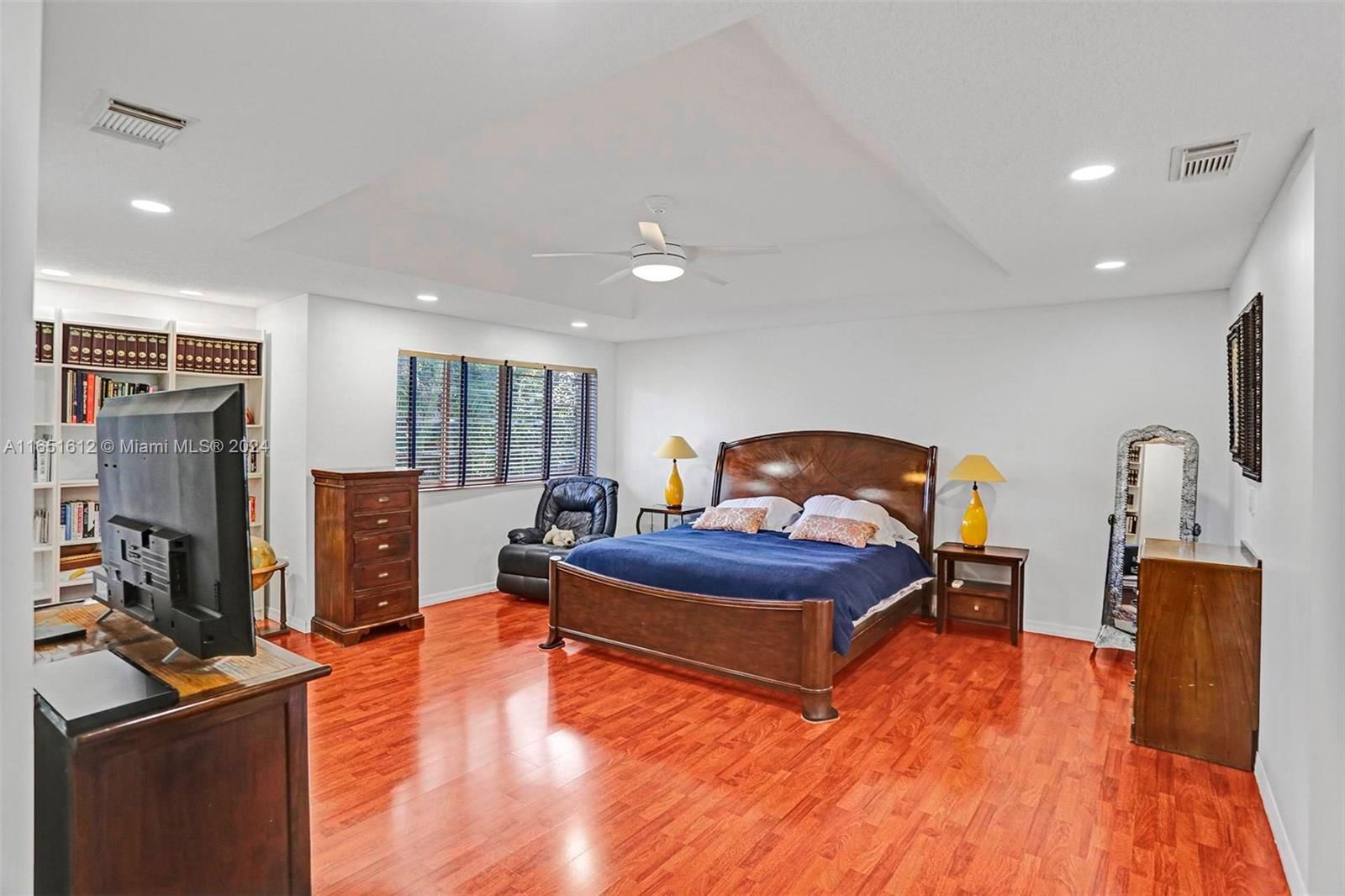 Real estate property located at 10361 164th Ct, Miami-dade, Forest Lakes Estates Sec, Miami, FL
