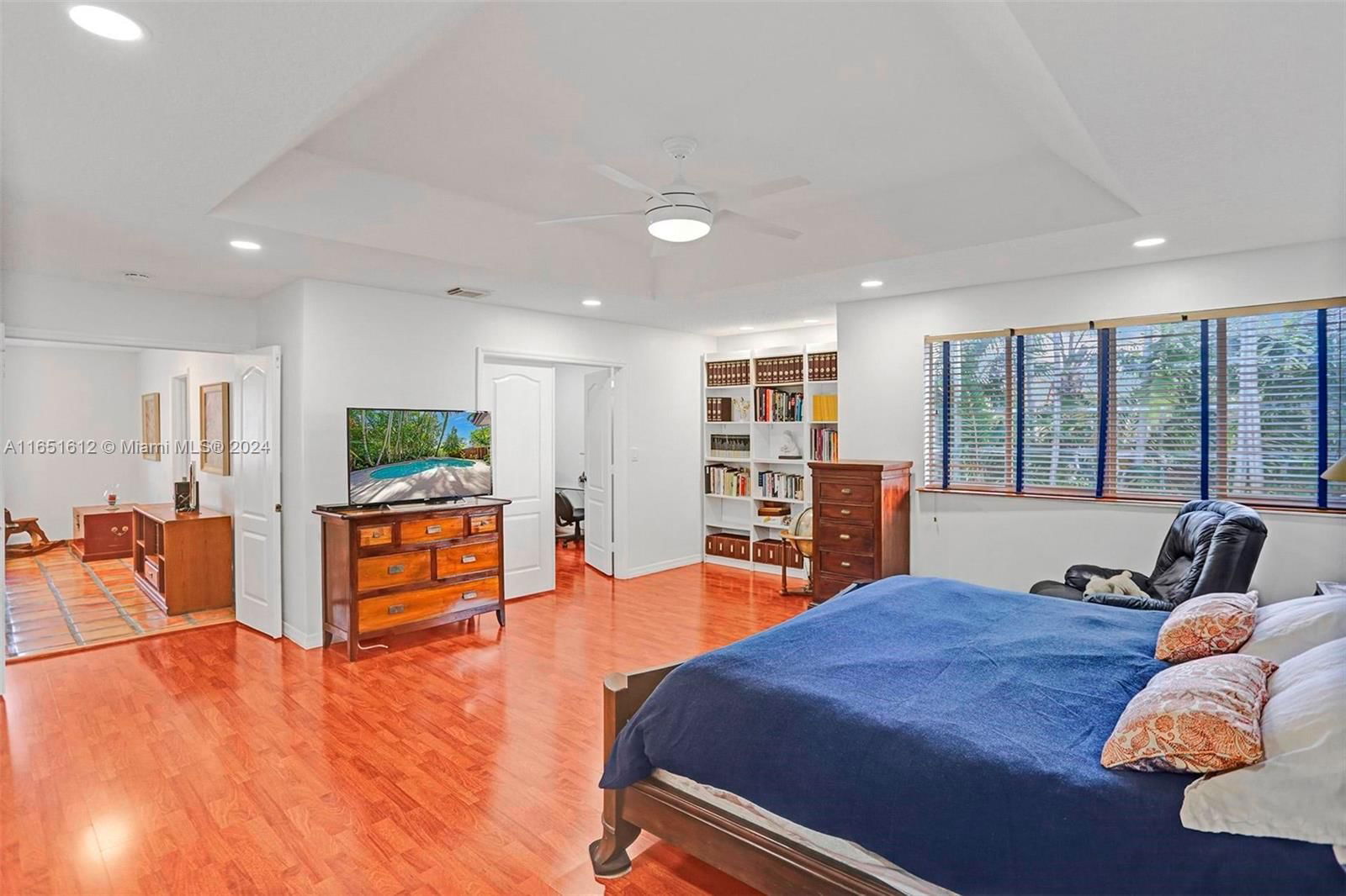 Real estate property located at 10361 164th Ct, Miami-dade, Forest Lakes Estates Sec, Miami, FL