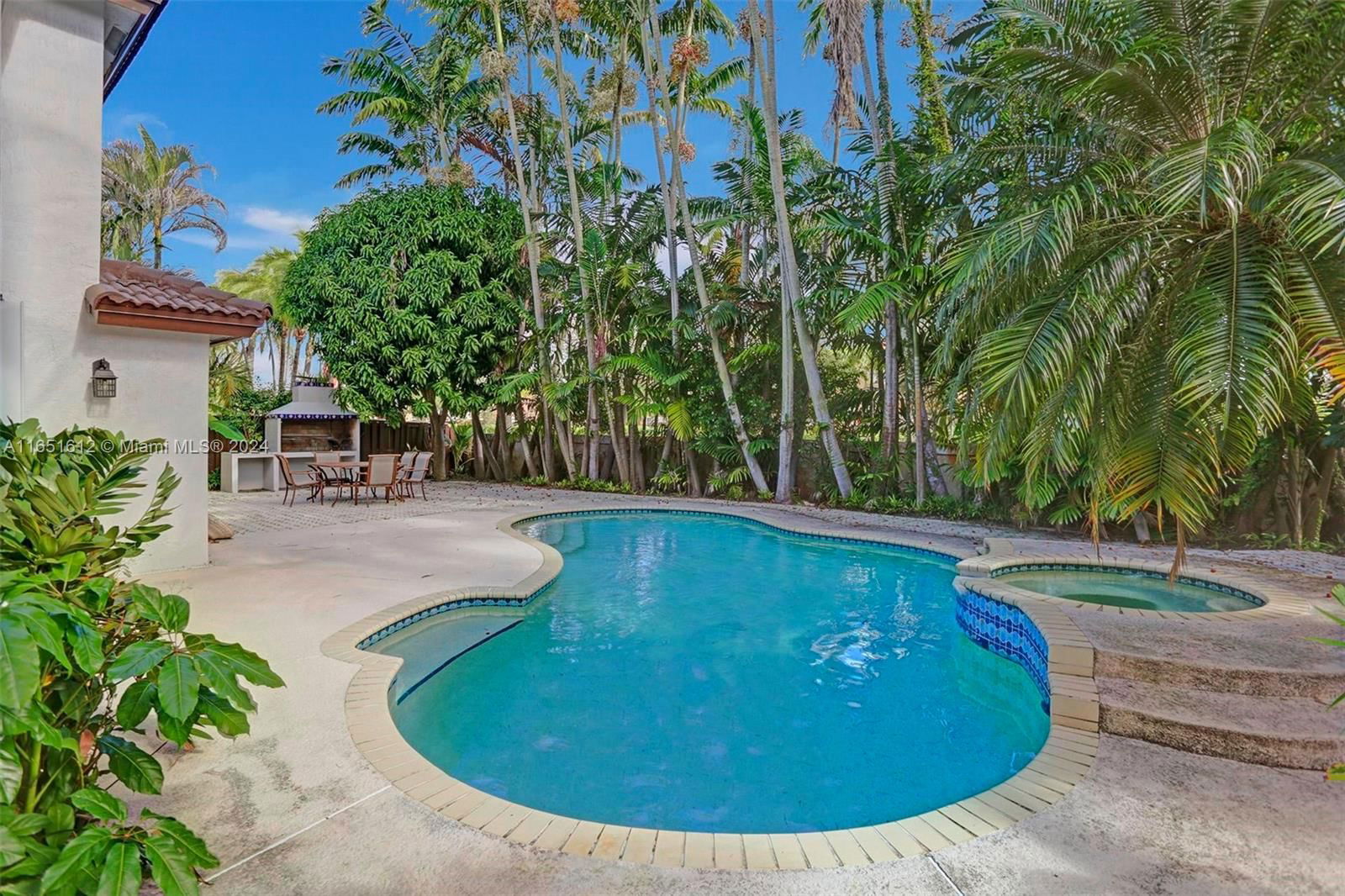 Real estate property located at 10361 164th Ct, Miami-dade, Forest Lakes Estates Sec, Miami, FL
