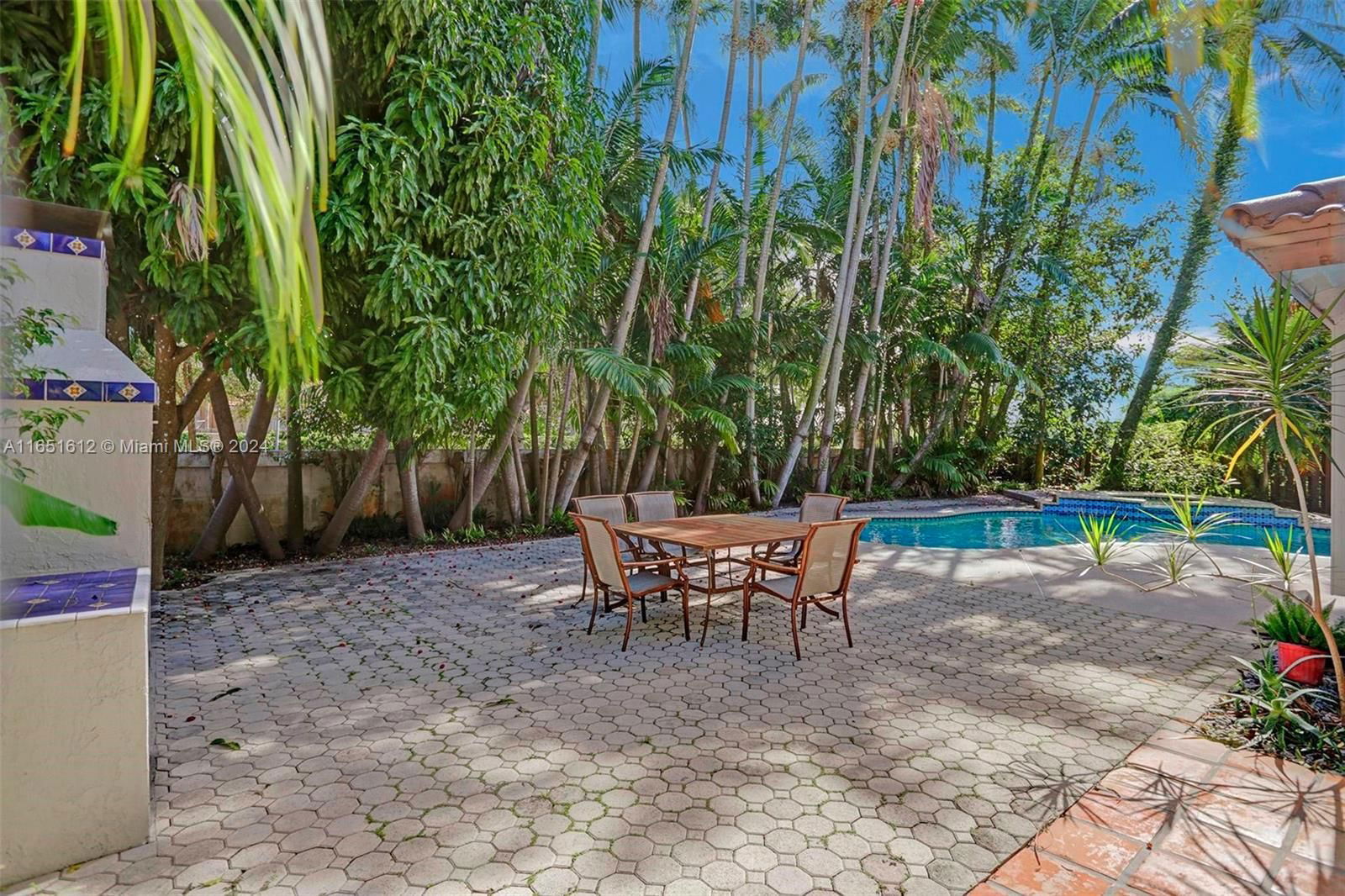 Real estate property located at 10361 164th Ct, Miami-dade, Forest Lakes Estates Sec, Miami, FL