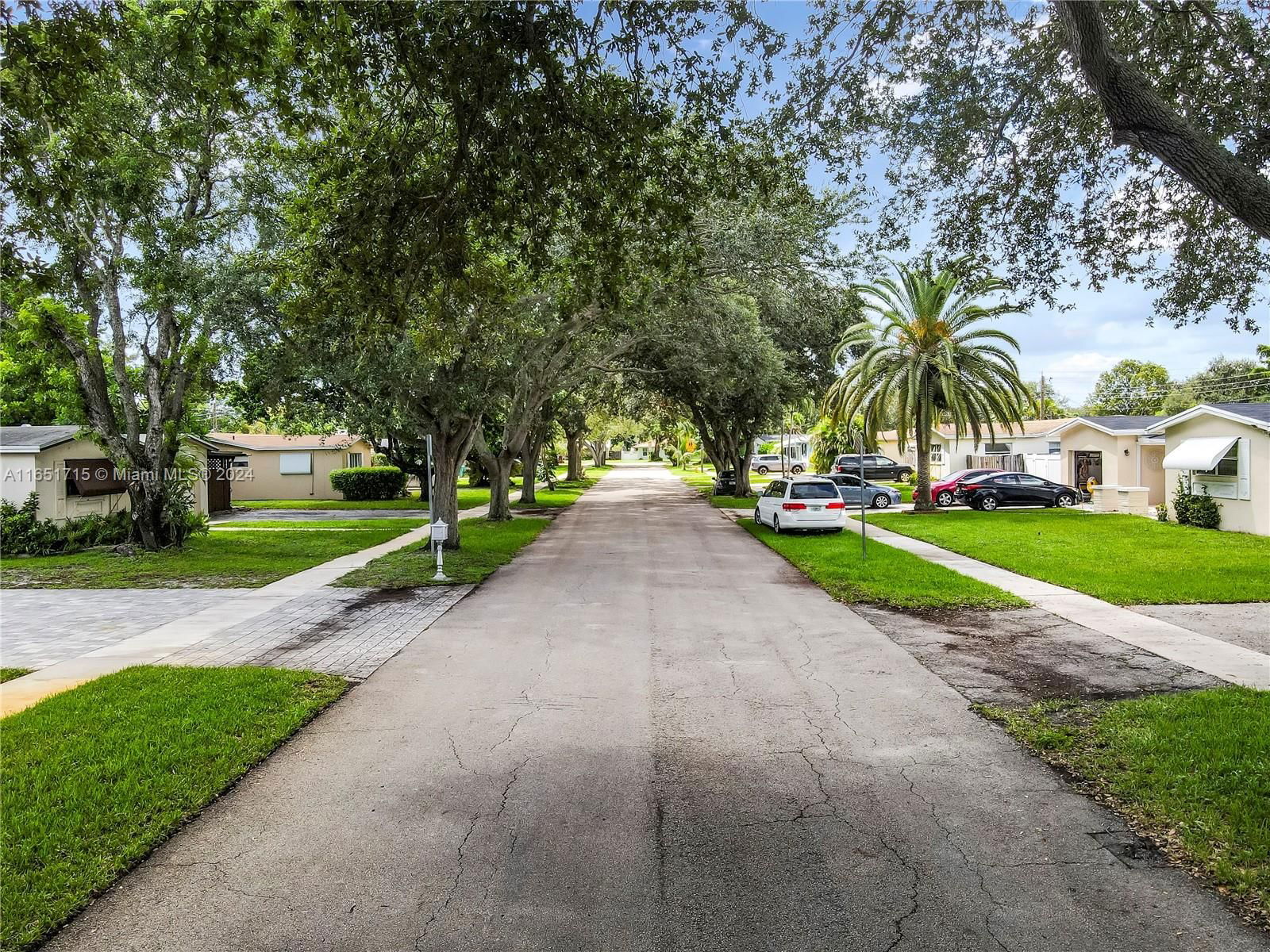 Real estate property located at 8953 53rd St, Broward, COOPER COLONY ESTATES SEC, Cooper City, FL