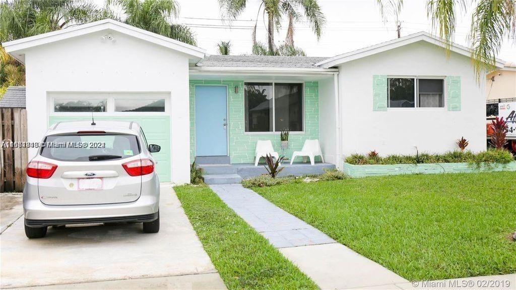 Real estate property located at 325 3rd Pl, Broward, OCEAN VIEW GOLF ADD, Dania Beach, FL