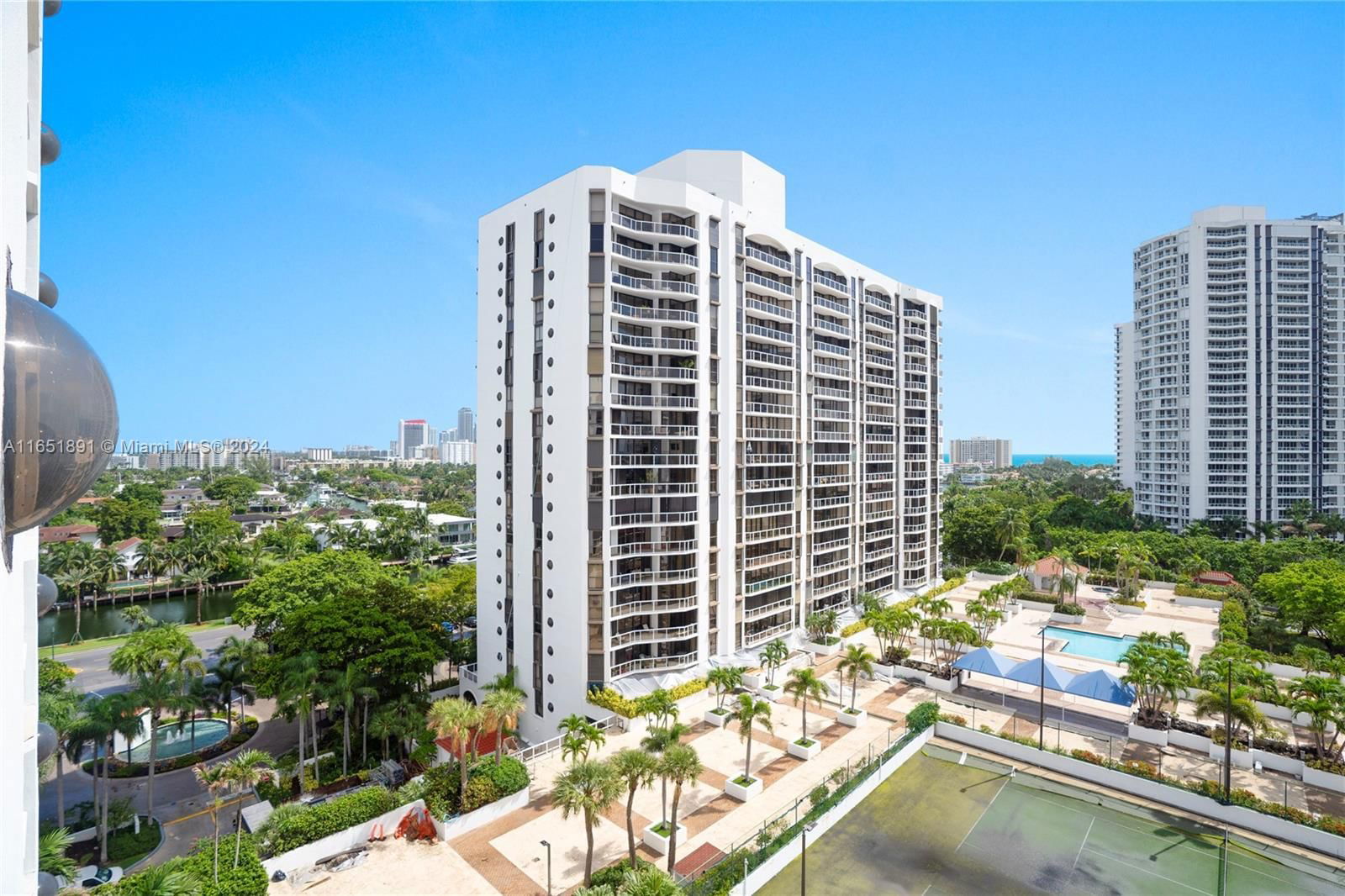 Real estate property located at 3610 YACHT CLUB DR #1105, Miami-dade, Portsview Tower 1, Aventura, FL