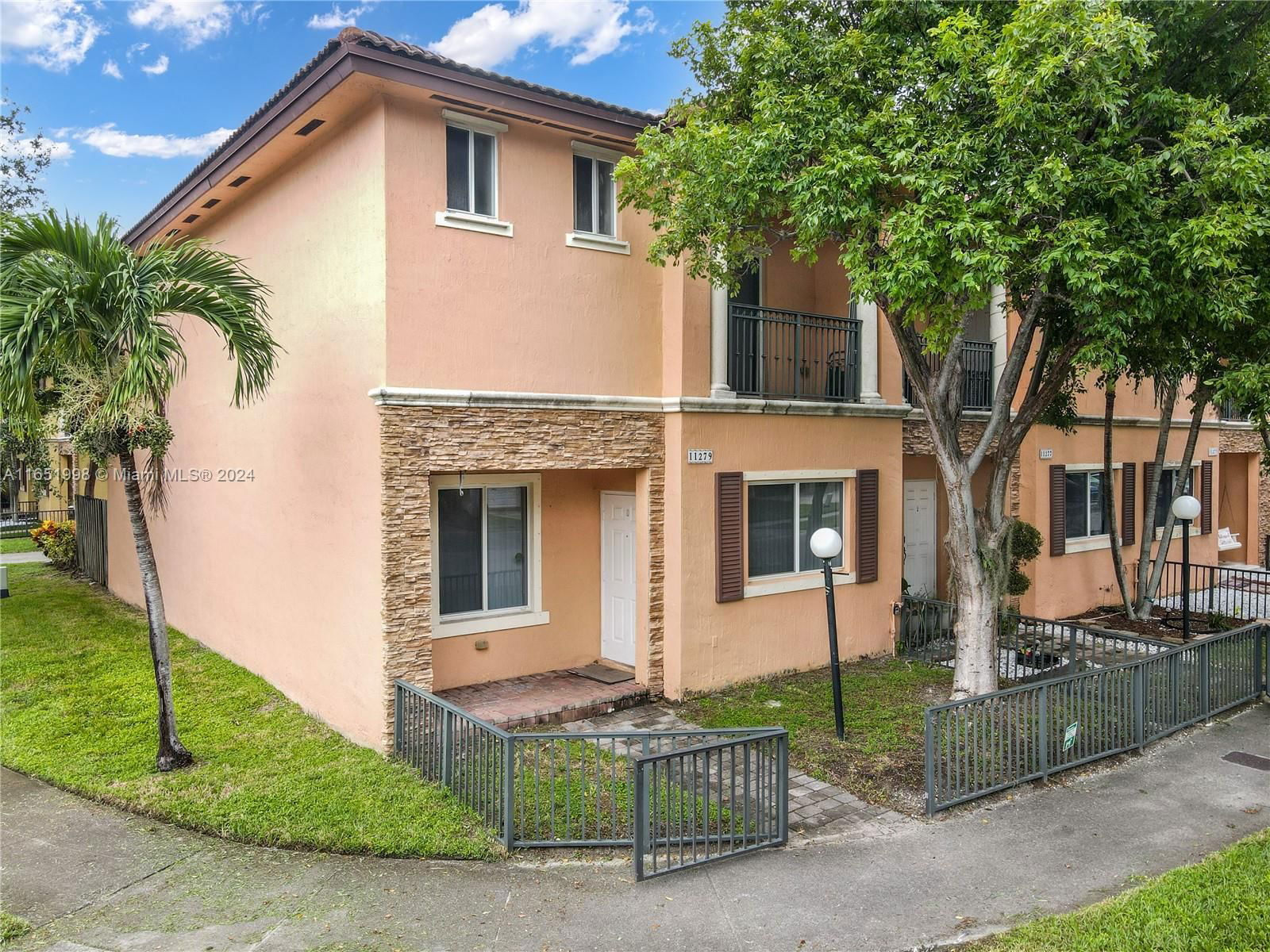 Real estate property located at 11279 231st Ln #11279, Miami-Dade, SILVER PALM HOMES, Miami, FL