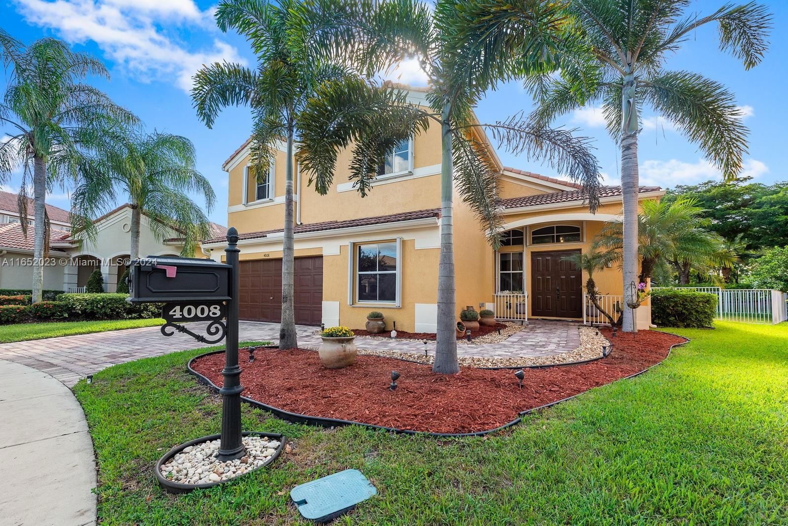 Real estate property located at 4008 Staghorn Ln, Broward, SECTORS 8 9 AND 10 PLAT, Weston, FL