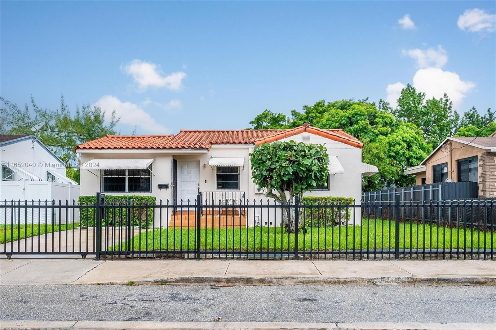 Real estate property located at 1355 51st St, Miami-Dade, PALM PARK AMD, Miami, FL