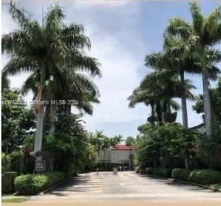 Real estate property located at 4716 67th Ave D2, Miami-Dade, OASIS NO 1 CONDO, Miami, FL