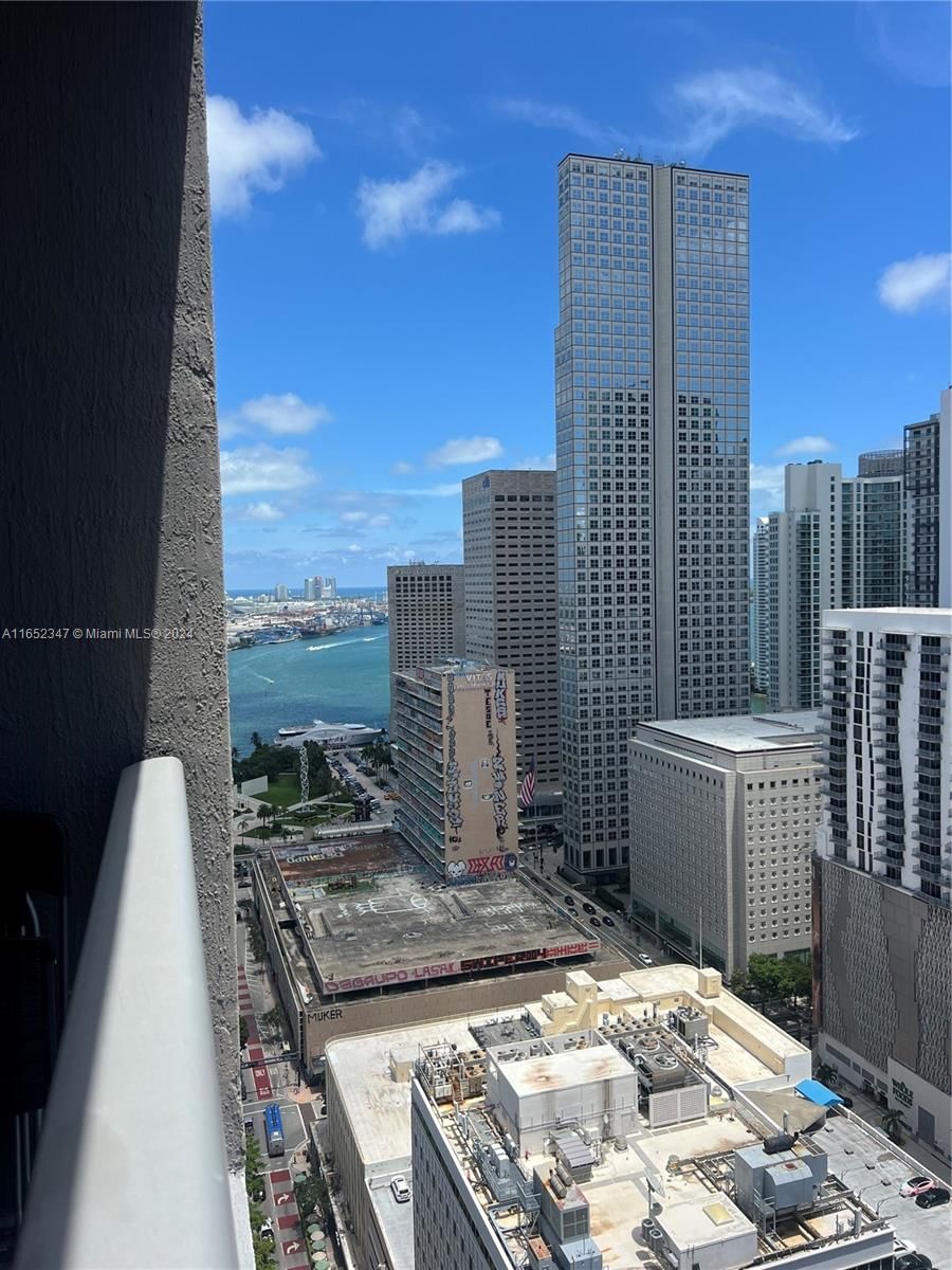 Real estate property located at 151 1st St #3109, Miami-Dade, CENTRO CONDO, Miami, FL