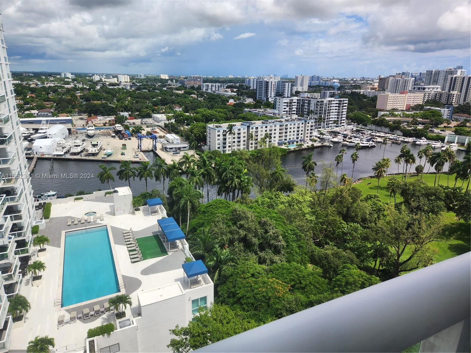 Real estate property located at 1871 S River Dr #1806, Miami-Dade, TERRAZAS RIVERPARK VILLAG, Miami, FL