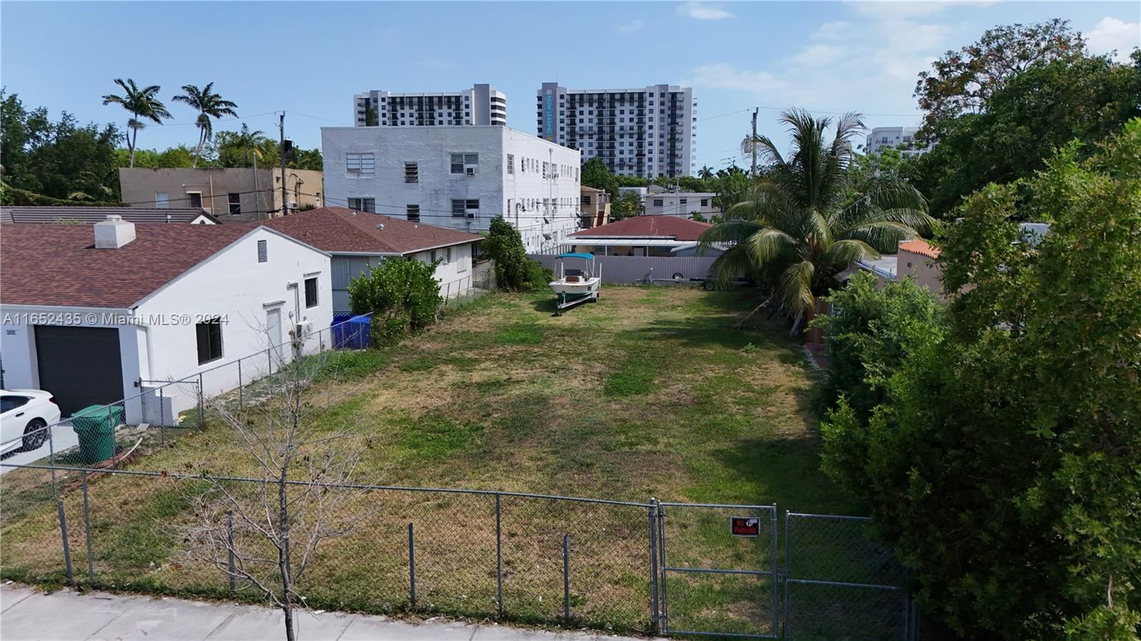 Real estate property located at 2020 5th St, Miami-Dade, WEST SHENANDOAH, Miami, FL